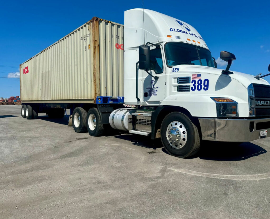 Global CFS Drayage Truck