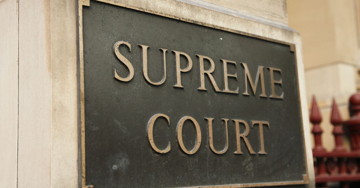 what-s-at-stake-supreme-court-tariff-case-and-global-logistics